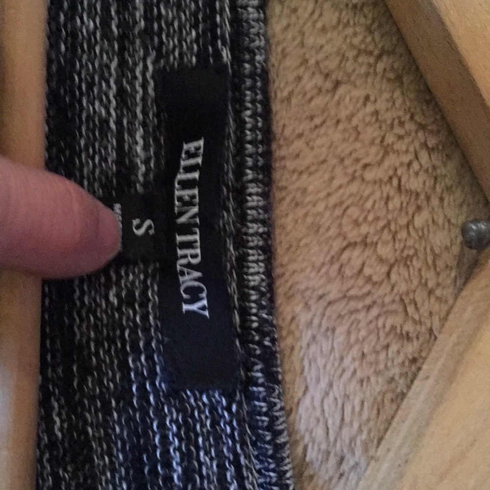 Sweater - Picture 3 of 5